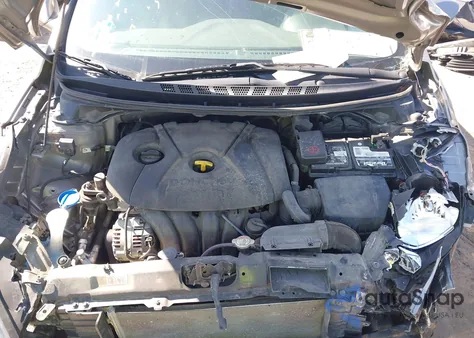 2016 Hyundai Elantra Value Edition z USA, uszkodzony, nr VIN 5NPDH4AEXGH738204